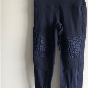 ALO Yoga Moto Legging